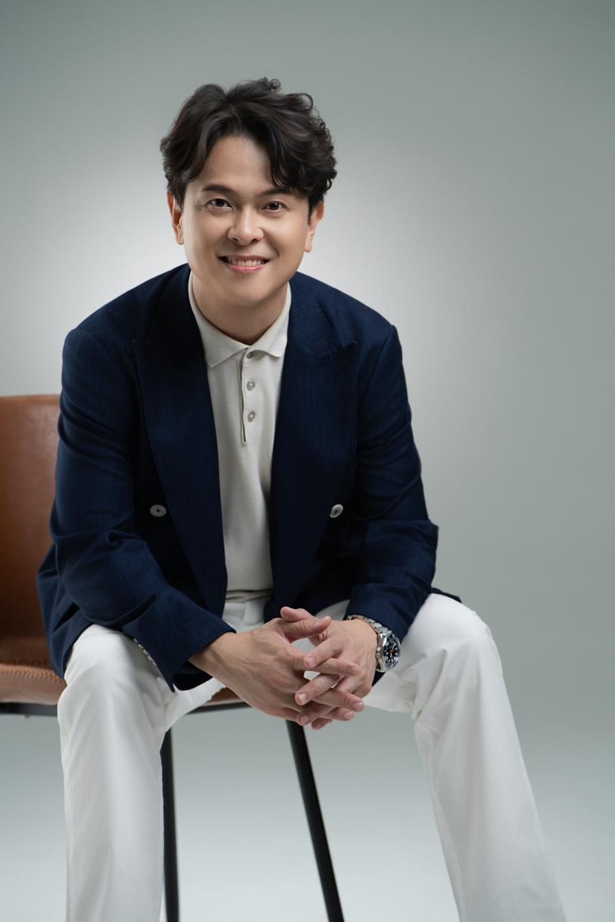 Dr. Bonshuwa Chua